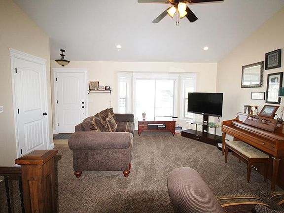4th image of 6105 Zachary Dr