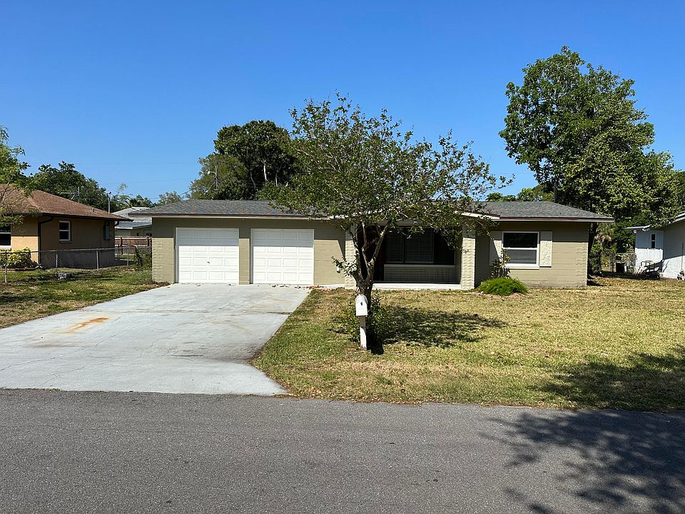 1st image of 270 Le Jeune Dr