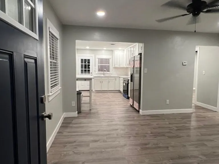 1823 S Streamline Dr #1823 — Photo 2