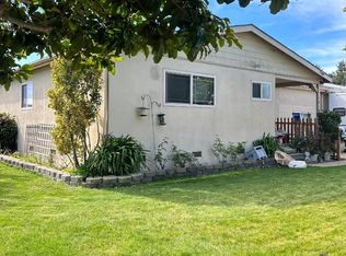 484 Ferris Ave, Marina, CA 93933