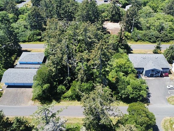 2nd image of 655 Sunset Avenue NE