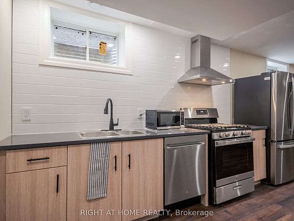 4th image of 1253 Howlett Cir