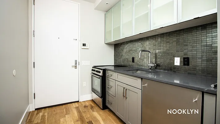 Rented by Nooklyn NYC LLC | media 40