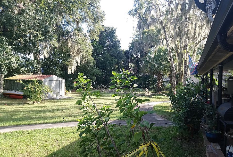 1st image of 727 SE 10th St #B