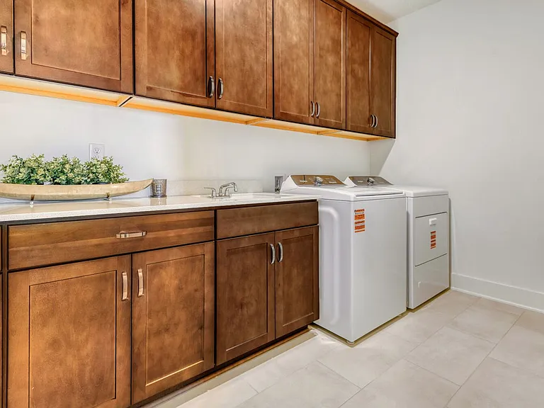 279 Bismarck Palm Rd — Photo 28