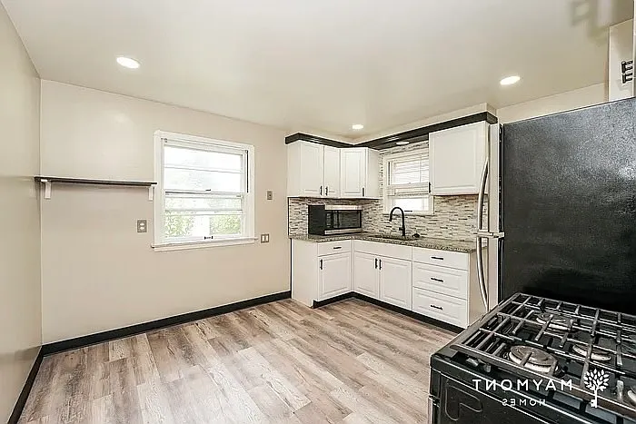 5158 Arch St #158 — Photo 4