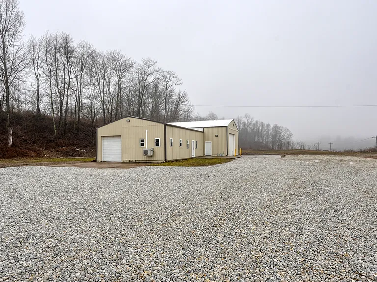 11126 E Pike Rd — Photo 16