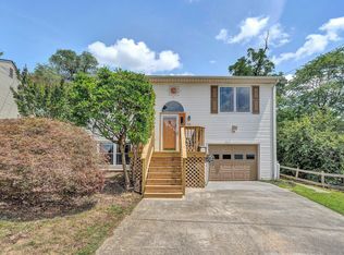 716 S Maple St, Vinton, VA 24179