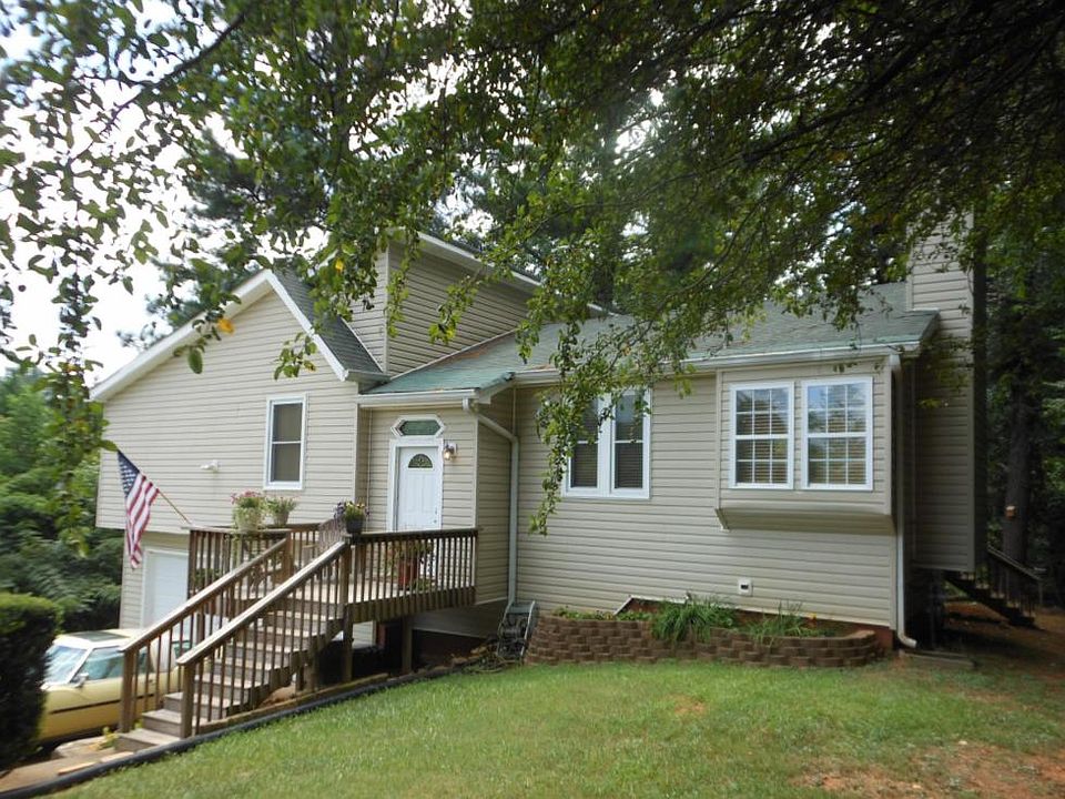 101 W Putnam Ferry Rd., Woodstock GA 30189
