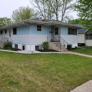 1606 11th St N, Fargo, ND, 58102