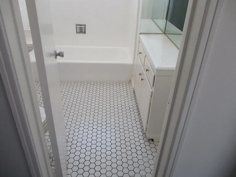 1435 N Fairfax Ave #20 — Photo 15