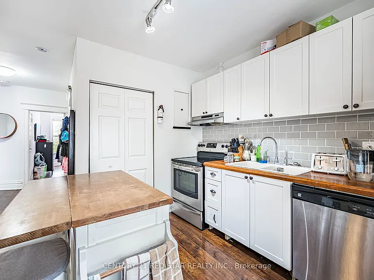 144 Bold St #UPPER — Photo 14