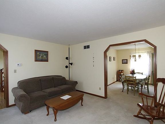 2nd image of 6198 Shawna Ct