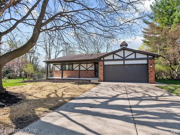 19187 Sunset St, Livonia, MI 48152