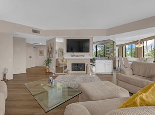 910 Island Dr APT 112, Rancho Mirage, CA 92270