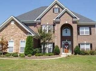 8761 Savannah Rd, Harrisburg, NC 28075