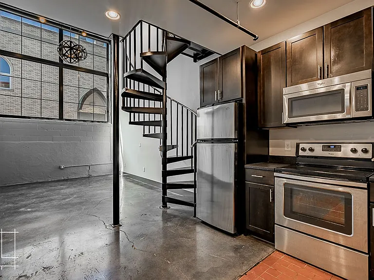 Wonder Bread Lofts — Photo 67