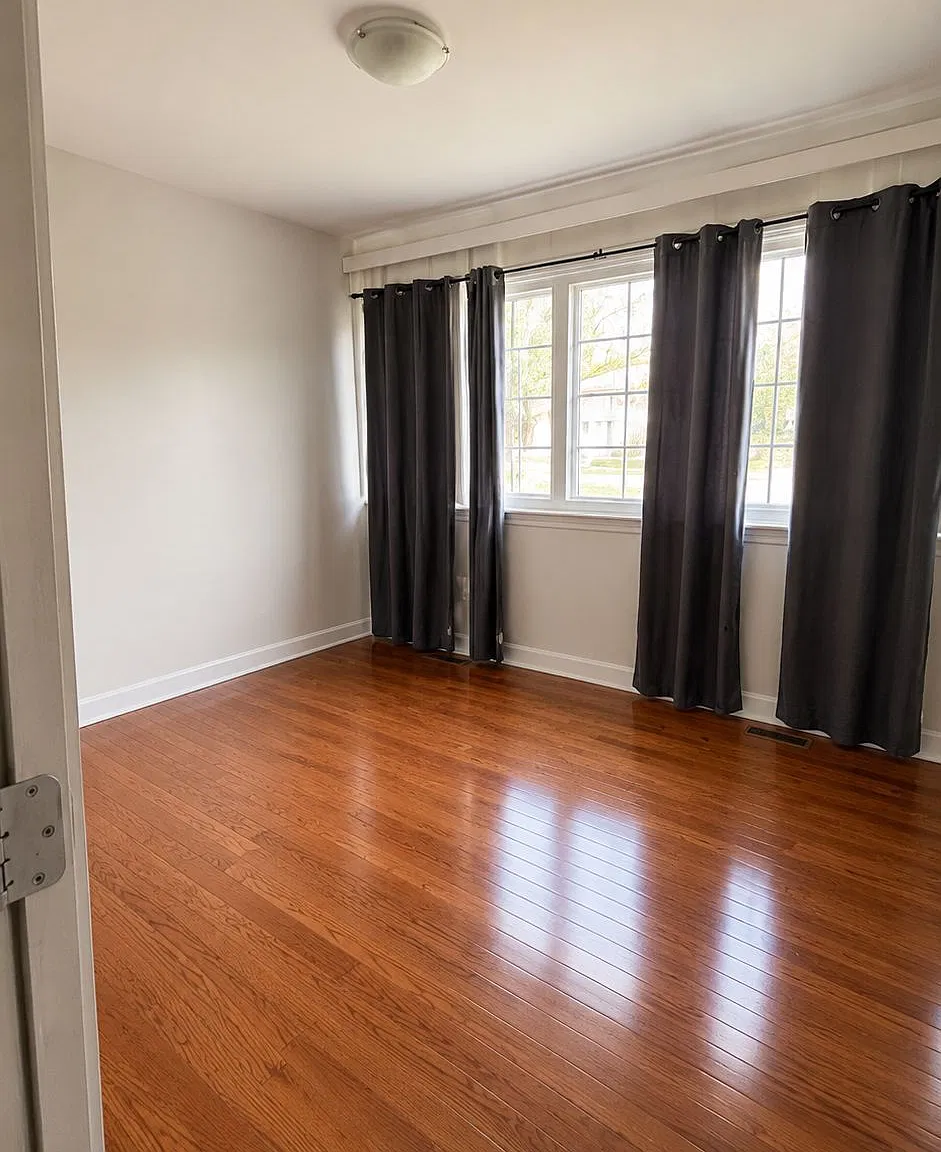 3 bed, $2,500 — Photo 3