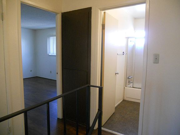 5th image of 7668 La Mancha Way