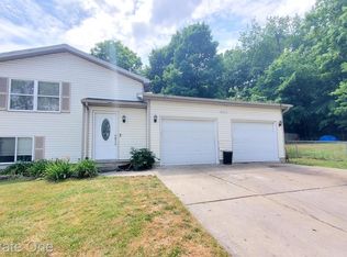 805 W Cavanaugh Rd, Lansing, MI 48910