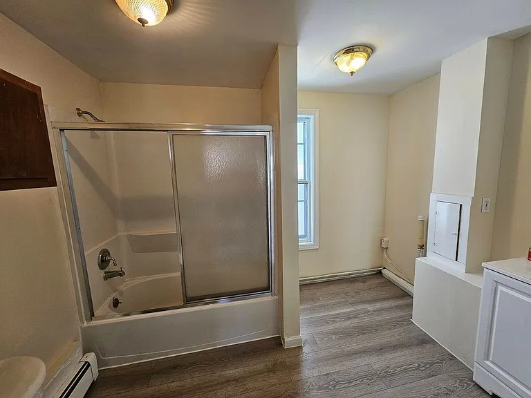 40 Putnam St #2 — Photo 13
