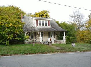 307 Main St, Eden, NC 27288