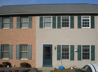72 Ironstone Dr, Elizabethtown, PA 17022
