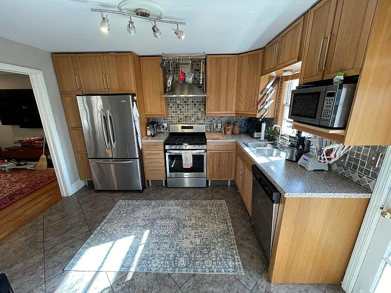 147 Lindbergh Dr NE #A — Photo 31