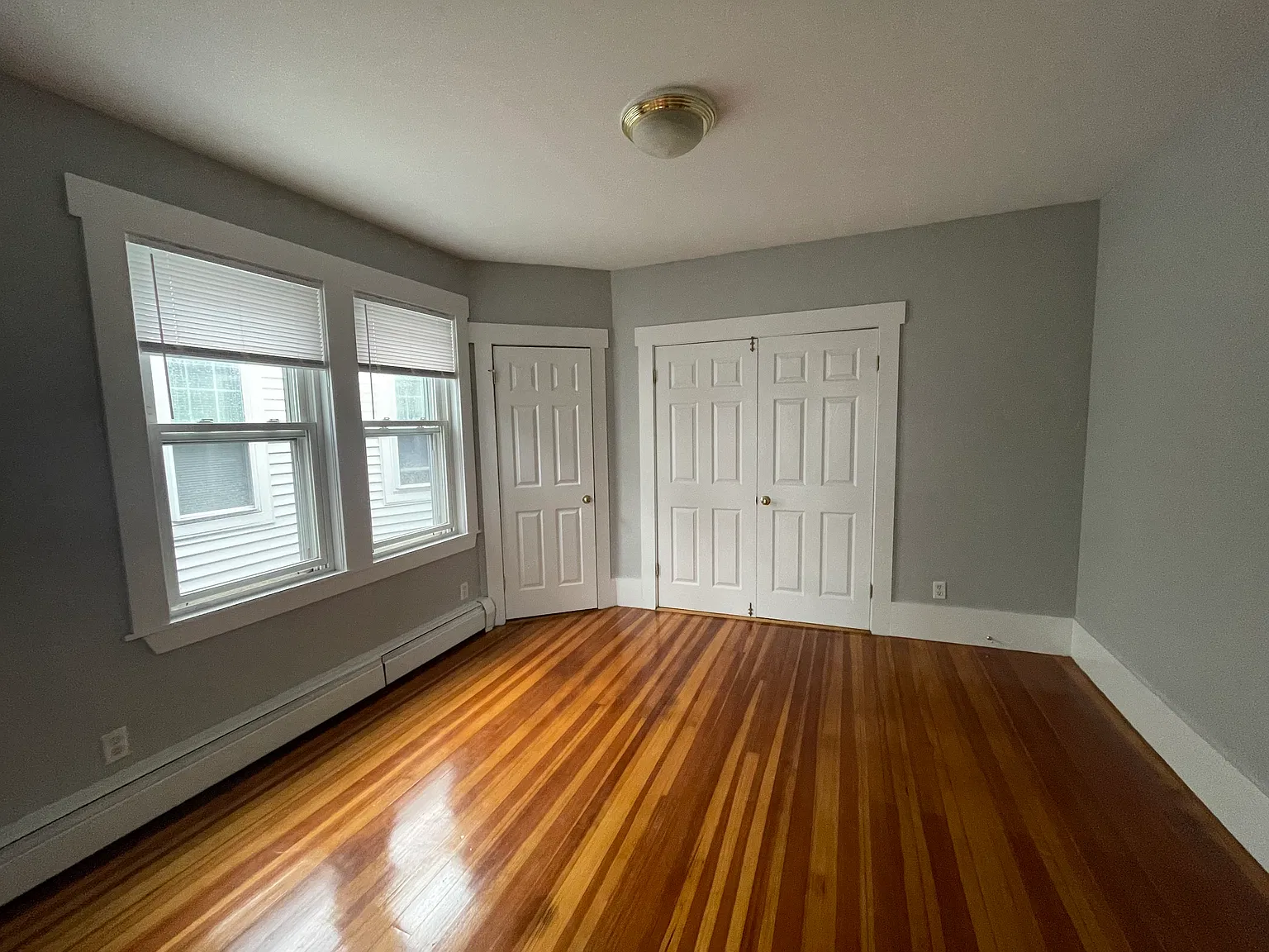 3 bed, 9999 sqft, $4,000 — Photo 4