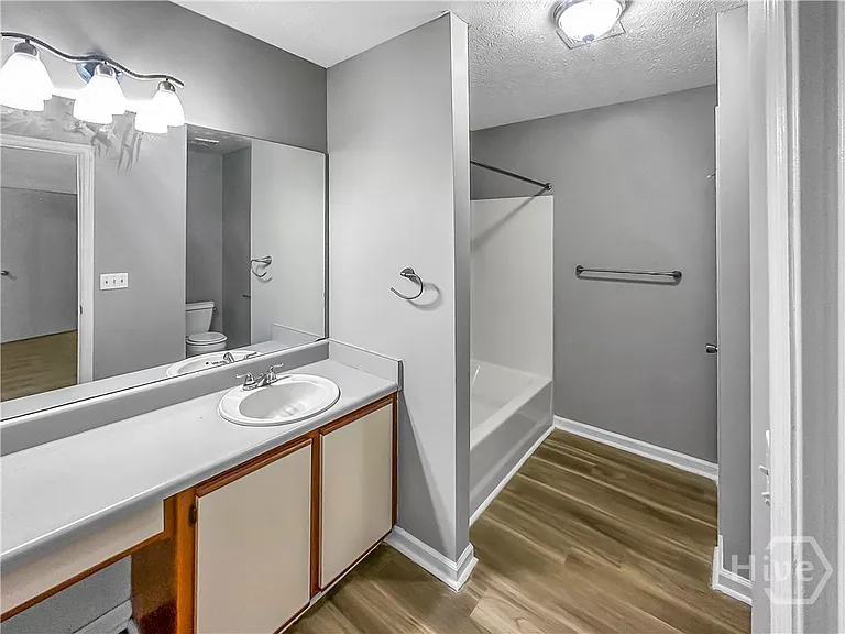 254 Bordeaux Ln — Photo 20