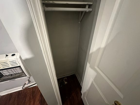 3rd image of 863 N Dunlap St #0