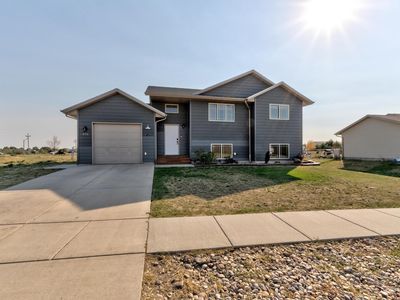 485 Eisenhower Ln, Box Elder, SD, 57719