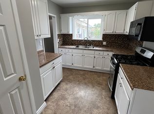645 W Grove St, Rialto, CA 92376