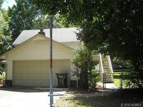 3rd image of 18104 E Stone Creek Dr