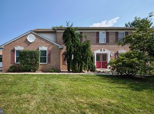 571 Constitution Rd, Lansdale, PA 19446
