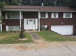 2260 Circle Dr, Milton, WV 25541