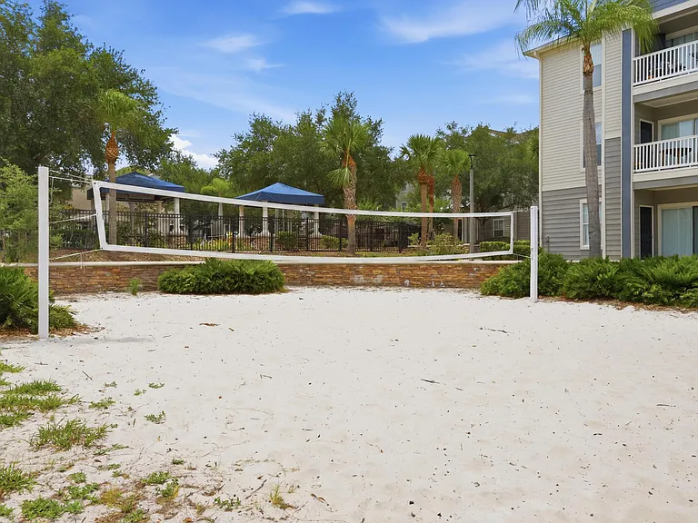 Westgate Apartments — Photo 8