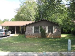 6140 Landover Cir, Morrow, GA 30260