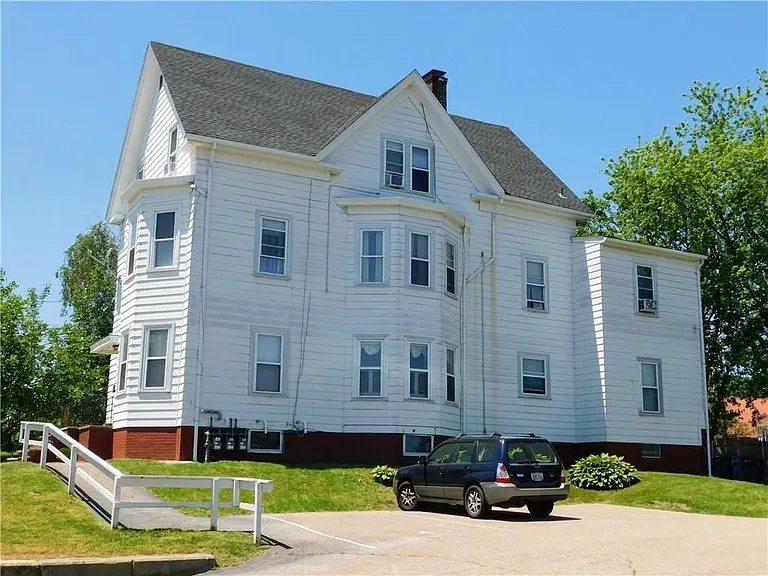 29 Haven Ave #3 — Photo 2