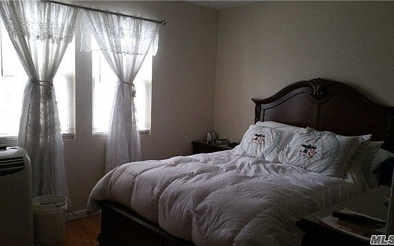 4th image of 11525 149th St