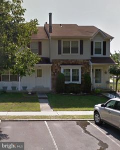 33 Dunmoor Ct S, Hamilton, NJ, 08690