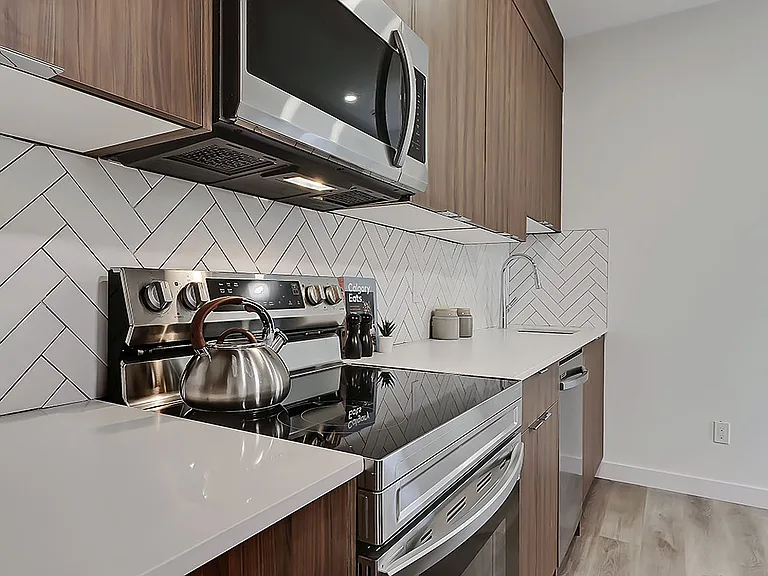 3408 37th St SW — Photo 9