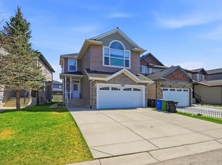 591 W Taralake Way NE, Calgary, AB T3J 0J1