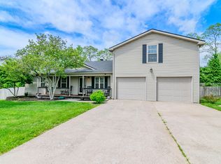 104 Waverly Ln, Frankfort, KY 40601