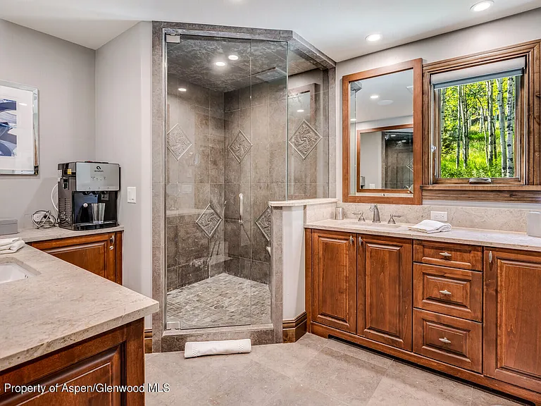 435 Faraway Rd — Photo 15
