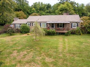 5515 Green Valley Dr, Knoxville, TN 37914
