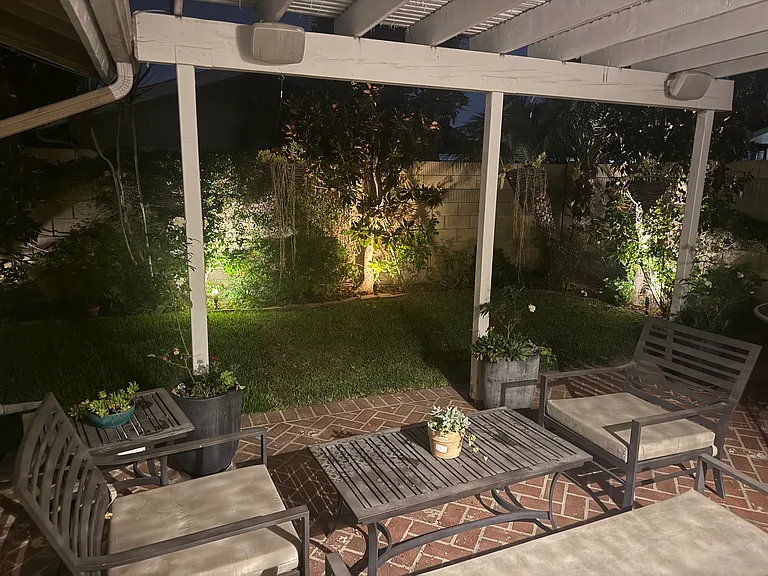 3561 Rose Cir — Photo 8