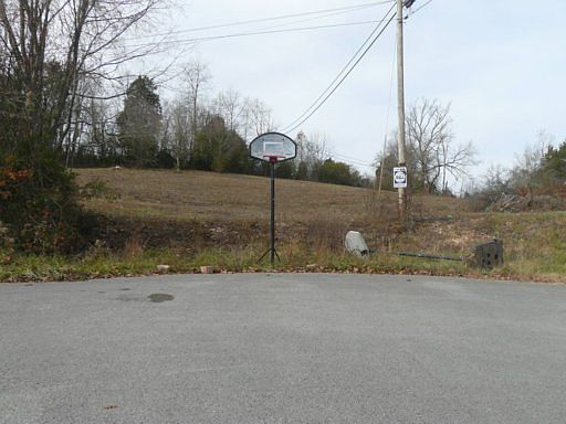 2nd image of Parkview Cir
