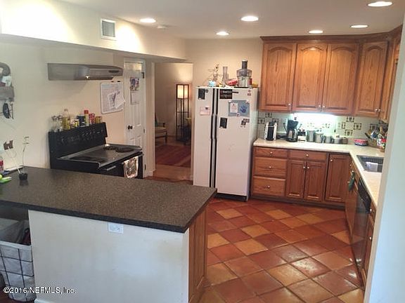 3rd image of 1517 Calhoun St