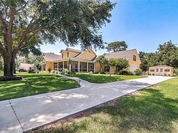 3rd image of 9544 Louisa Woods Ct